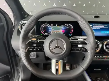 Photo 16 Mercedes GLA 200 AMG Exclusive Design