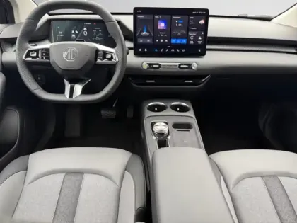 Photo 8 Mg Mg4 Premium 64kWh 140kW
