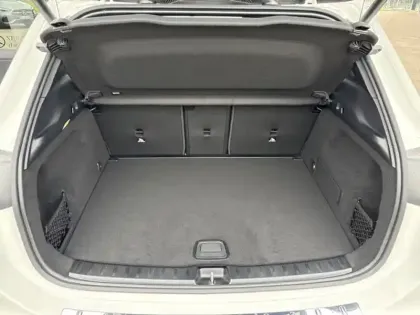 Photo 9 Mercedes GLA 200 d Edition 140
