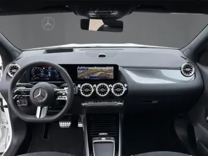 Photo 10 Mercedes GLA 200 d Edition 140
