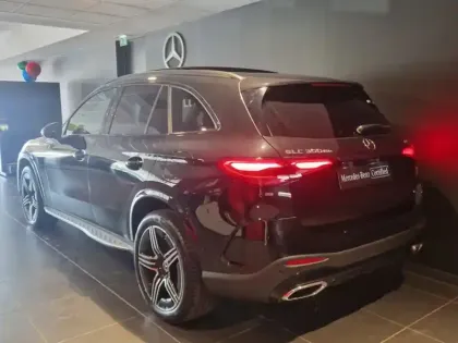 Photo 22 Mercedes GLC  300 de 4MATIC AMG LINE