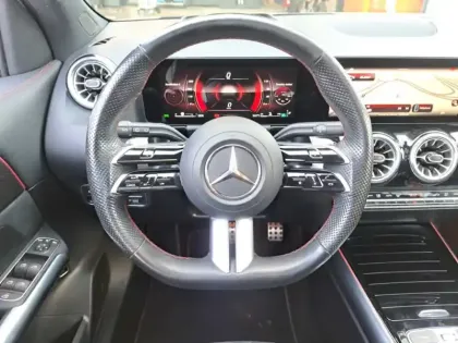 Photo 18 Mercedes GLA 200 d AMG Line