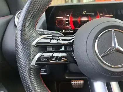 Photo 19 Mercedes GLA 200 d AMG Line