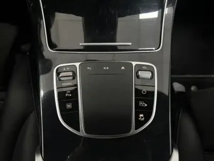 Photo 18 Mercedes GLC  300de 4MATIC SUV AMG Line
