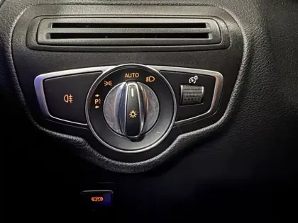 Photo 16 Mercedes GLC  300de 4MATIC SUV AMG Line