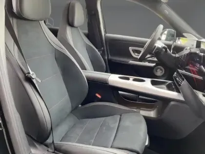 Photo 19 Mercedes GLB 200 AMG Line