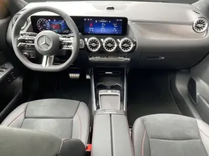 Photo 10 Mercedes GLA 250 e Hybrid EQ Edition 140