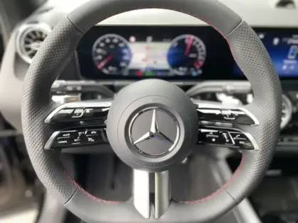 Photo 19 Mercedes GLA 250 e Hybrid EQ Edition 140