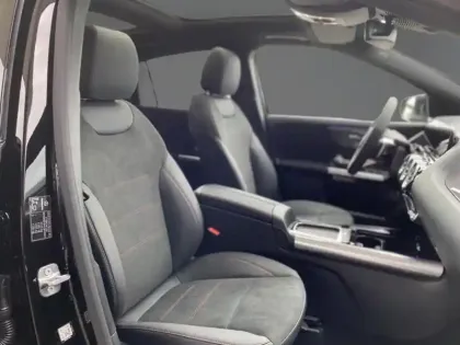 Photo 17 Mercedes GLA 250 e Hybrid EQ Edition 140