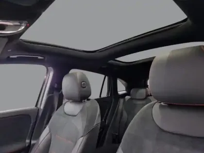 Photo 12 Mercedes GLA 250 e Hybrid EQ AMG Line