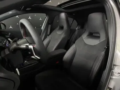 Photo 12 Mercedes Classe A 200 AMG Line