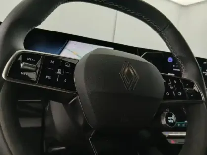Photo 24 Renault Austral E-Tech full hybrid 200 GSR2 Iconic esprit Alpine