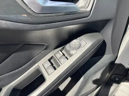 Photo 5 Ford Focus 1.0 EcoBoost 125ch ST-Line
