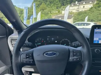 Photo 6 Ford Focus 1.0 EcoBoost 125ch ST-Line