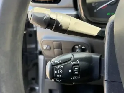 Photo 11 Citroën C3  Sté 1.2 PureTech 83ch S&S Feel Nav