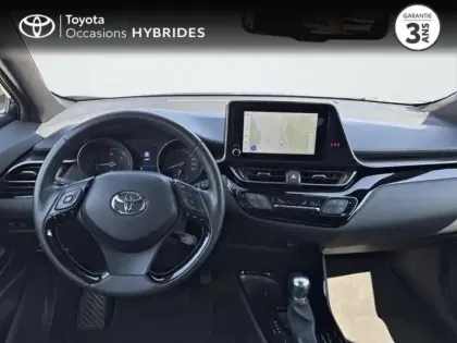 Photo 7 Toyota C-HR  2.0 Hybride 184ch Design Ultimate E-CVT