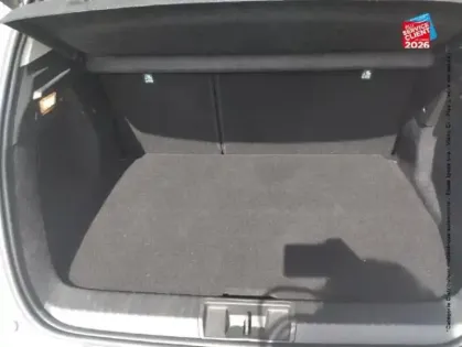 Photo 13 Renault Captur  1.6 E-Tech hybride rechargeable 160ch Intens -21