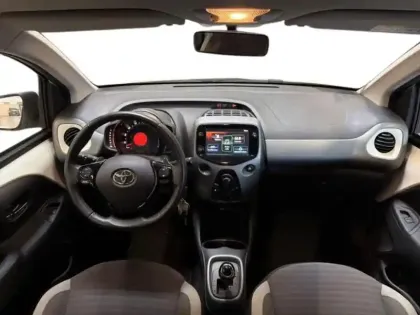 Photo 9 Toyota Aygo  1.0 VVT-i 69ch x-play x-shift 3p