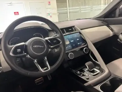 Photo 14 Jaguar E-Pace  P300e PHEV R-Dynamic SE BVA AWD