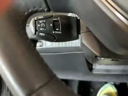 Photo 13 Peugeot 2008  1.2 130  Allure Pack EAT8 GPS Camera LED