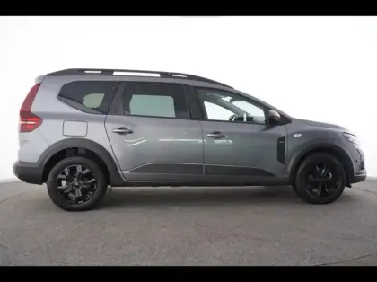 Photo 5 Dacia Jogger  1.6 hybrid 140ch Extreme+ 7 places -24