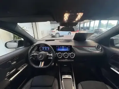 Photo 21 Mercedes GLA  180 d 116ch AMG Line 8G-DCT