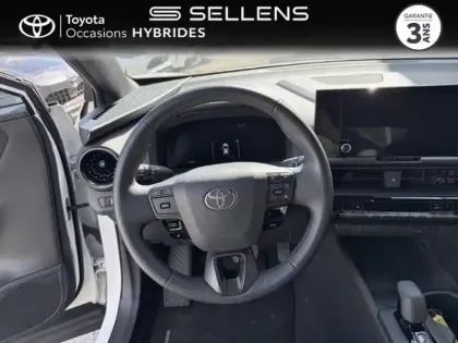 Photo 8 Toyota C-HR  1.8 Hybride 140ch Dynamic NG23