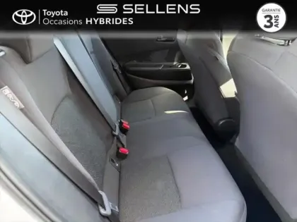 Photo 6 Toyota C-HR  1.8 Hybride 140ch Dynamic NG23