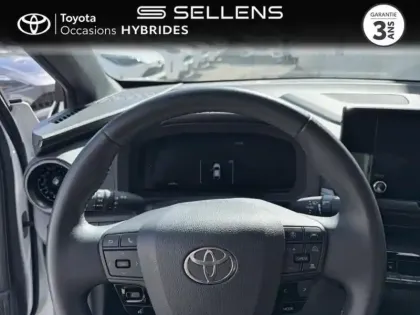Photo 12 Toyota C-HR  1.8 Hybride 140ch Dynamic NG23