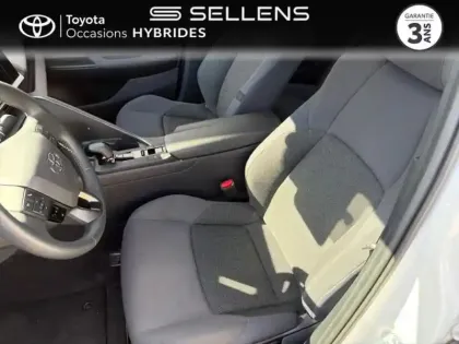 Photo 10 Toyota C-HR  1.8 Hybride 140ch Dynamic NG23