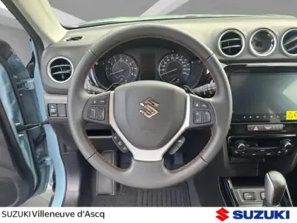 Photo 8 Suzuki Vitara  1.4 Boosterjet Hybrid 110ch Xplore Auto