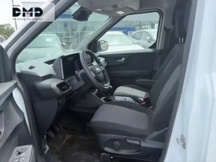 Photo 5 Ford Transit Courier  1.0 EcoBoost 100ch Ambiente