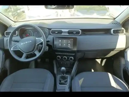 Photo 8 Dacia Duster  1.5 Blue dCi 115ch  Journey + 4x2