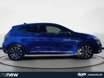 Photo 5 Renault Clio  1.6 E-Tech 145ch full hybrid Techno