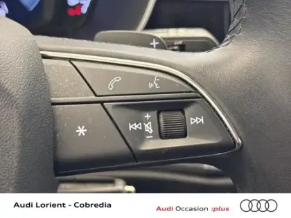 Photo 12 Audi Q3  35 TDI 150ch Design S tronic 7
