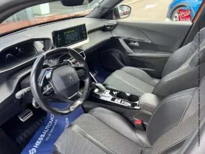 Photo 14 Peugeot 2008  1.2 PureTech 130ch S&S GT Line EAT8 7cv