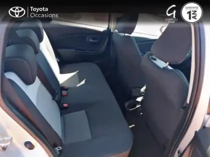 Photo 6 Toyota Yaris  100h Dynamic 5p