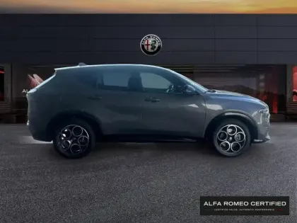 Photo 21 Alfa Romeo Tonale  1.5 Ibrida 175ch TI TCT