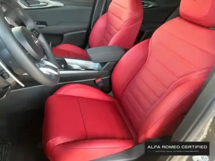 Photo 7 Alfa Romeo Tonale  1.5 Ibrida 175ch TI TCT