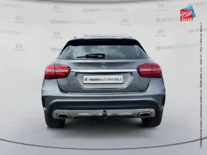 Photo 6 Mercedes GLA  200 d Fascination 4Matic 7G-DCT