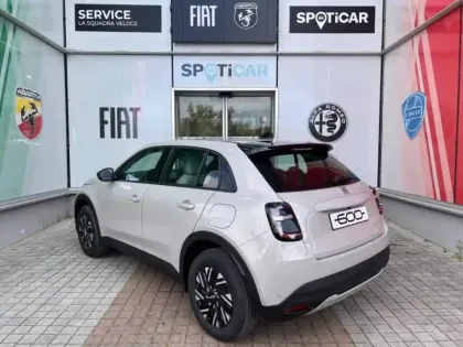 Photo 5 Fiat 600  e 156ch 54kWh Business Edition