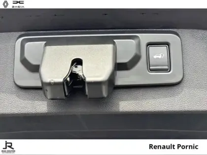 Photo 13 Renault Symbioz  TECHNO E-TECH FULL HYBRID 145ch - HAYON MOTORISE - PACK SAFETY & DRIVING