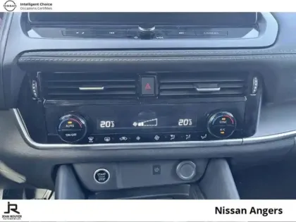 Photo 12 Nissan Qashqai  1.3 Mild Hybrid 140ch N-Connecta