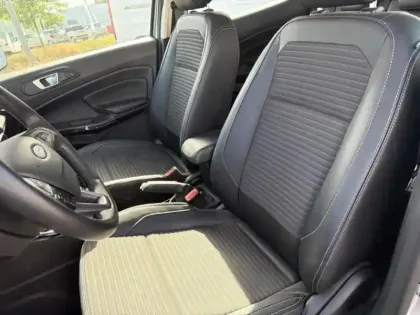 Photo 9 Ford Ecosport  1.0 EcoBoost 100ch Titanium Euro6.2