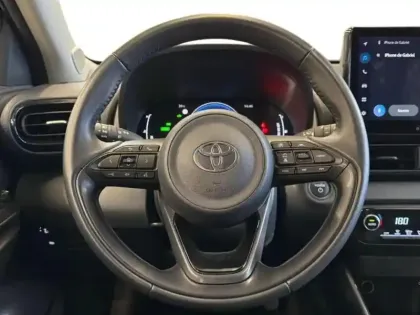 Photo 14 Toyota Yaris  116h Design 5p MY25