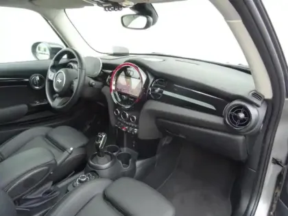 Photo 5 Mini Mini  Cooper 136ch Edition Premium Plus BVA7