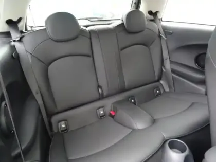 Photo 8 Mini Mini  Cooper 136ch Edition Premium Plus BVA7
