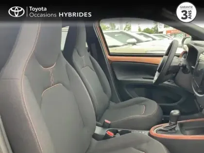 Photo 5 Toyota Aygo  X 116h Graphic