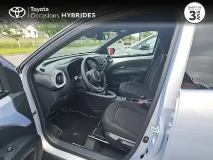 Photo 11 Toyota Aygo  X 116h Graphic