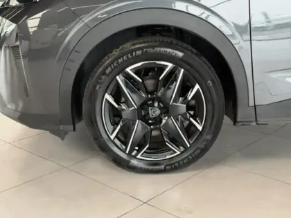Photo 9 Peugeot 3008  1.2 Hybrid 145ch Allure e-DCS6